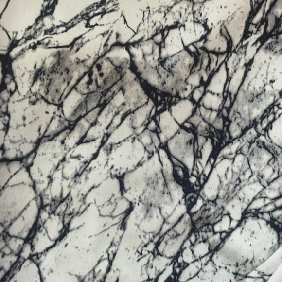 Marika Sport white marbled capri leggings - Picture 2 of 10